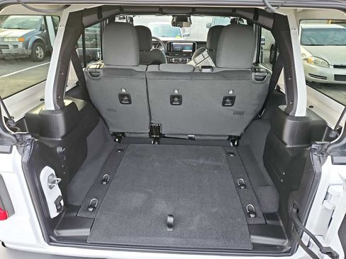 New 2026 Jeep Wrangler Rubicon image 31