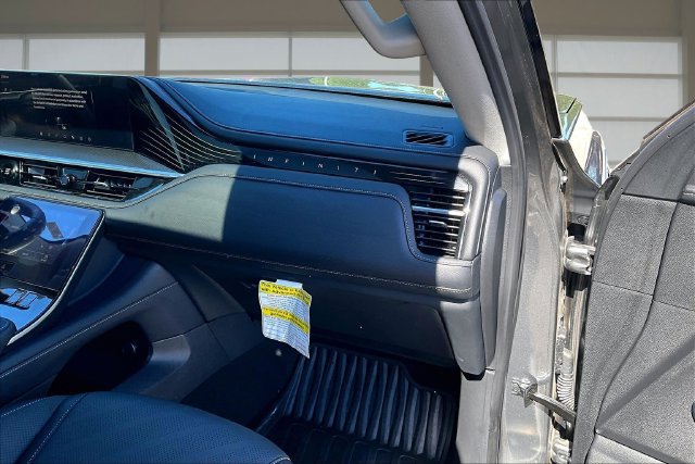 Used 2026 INFINITI QX80 Luxe RWD image 16