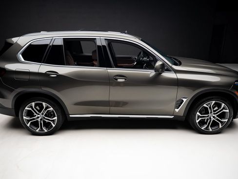 Used 2026 BMW X5 sDrive40i RWD image 35