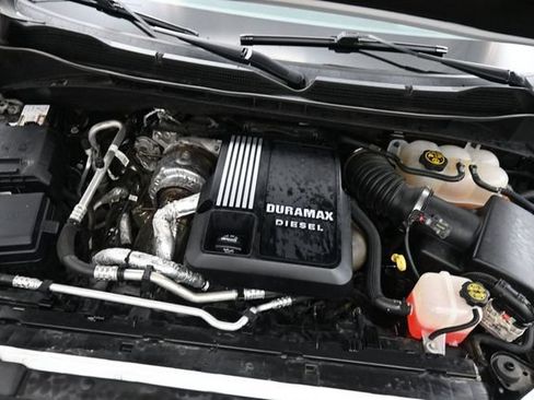 Used 2022 Chevrolet Silverado 1500 LT Trail Boss w/ Convenience Package II AWD/4WD image 31