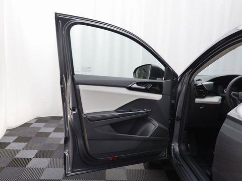 New 2025 Volkswagen Taos S image 5