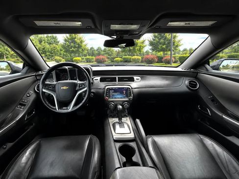 Used 2015 Chevrolet Camaro SS RWD image 11