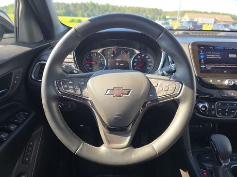 Used 2024 Chevrolet Equinox Premier AWD/4WD image 18