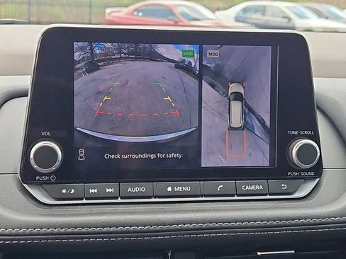 Used 2023 Nissan Rogue SL image 20