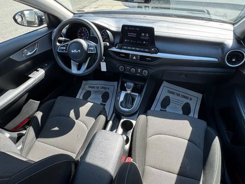 Used 2023 Kia Forte LXS image 19