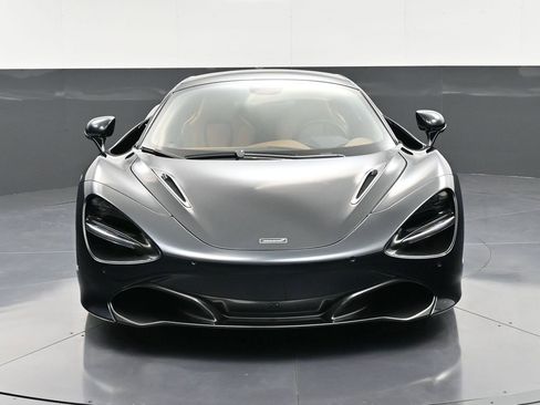Used 2020 McLaren 720S Spider image 11
