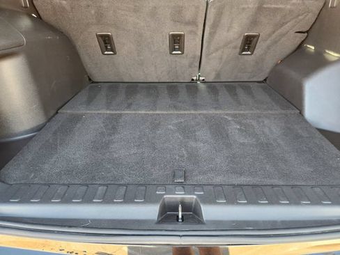 Used 2023 Chevrolet Equinox RS FWD image 32