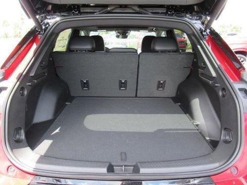 New 2025 Chevrolet Equinox EV RS image 38