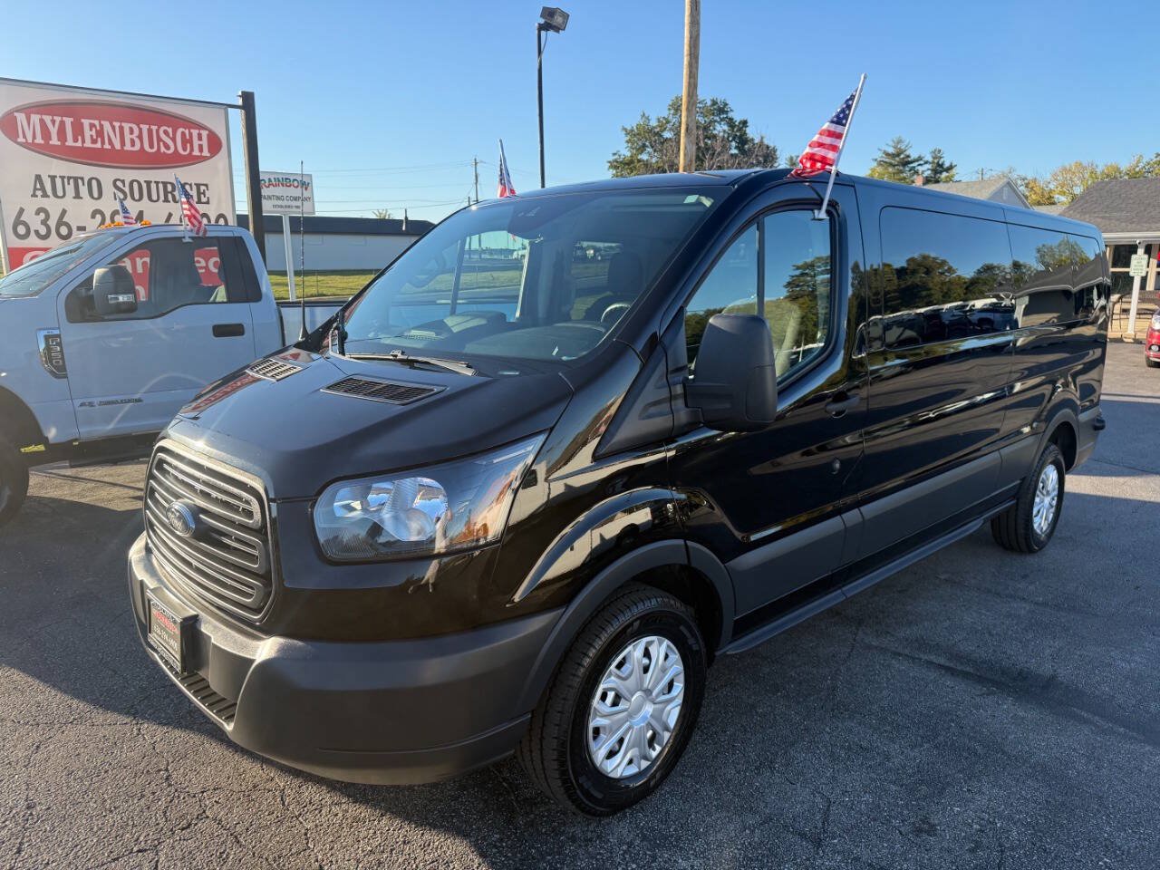 Used 2018 Ford Transit 350 XL RWD image 2