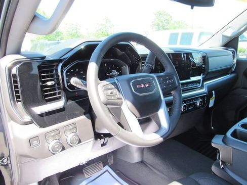 Certified 2026 GMC Sierra 1500 Elevation AWD/4WD image 12