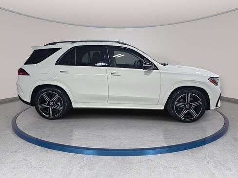 Certified 2024 Mercedes-Benz GLE 580 4MATIC image 5