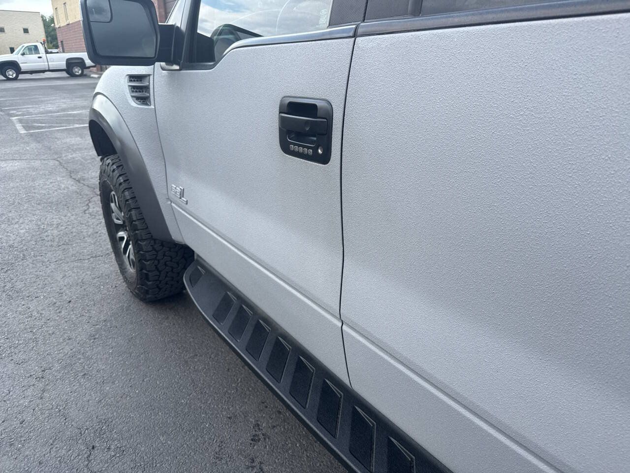 Used 2014 Ford F150 Raptor AWD/4WD image 32