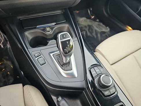 Used 2016 BMW 228i Convertible image 22