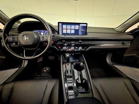 Used 2024 Honda Accord EX-L image 12