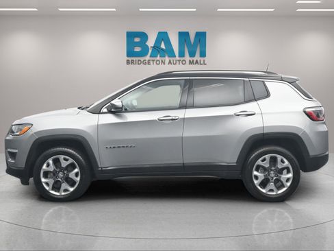 Used 2021 Jeep Compass Limited image 4