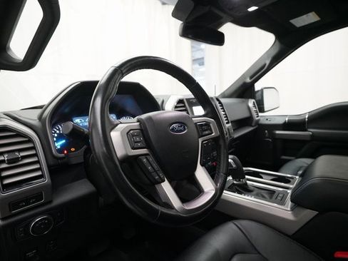 Used 2019 Ford F150 Platinum w/ Equipment Group 701A Luxury image 8