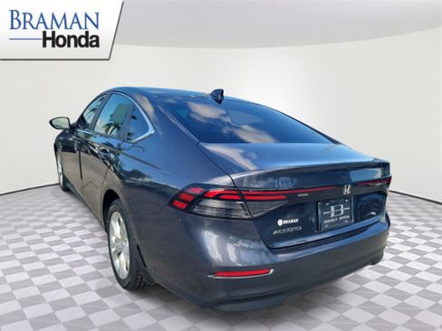 Certified 2023 Honda Accord LX image 4