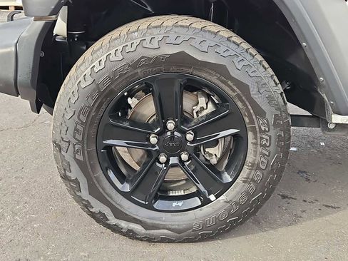 Used 2021 Jeep Wrangler Unlimited Sport image 13