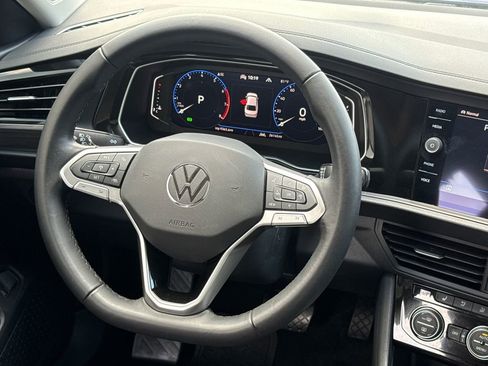 Used 2024 Volkswagen Jetta SEL FWD image 13