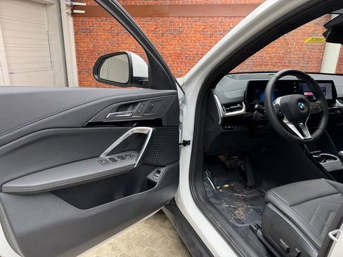 New 2026 BMW X2 xDrive28i w/ Technology Package image 9