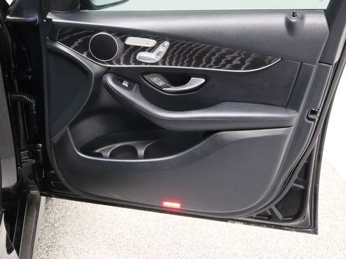 Used 2018 Mercedes-Benz GLC 300 image 39