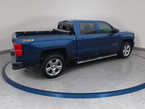 Used 2017 Chevrolet Silverado 1500 LT w/ All Star Edition AWD/4WD image 5