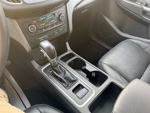 Used 2018 Ford Escape SEL image 17