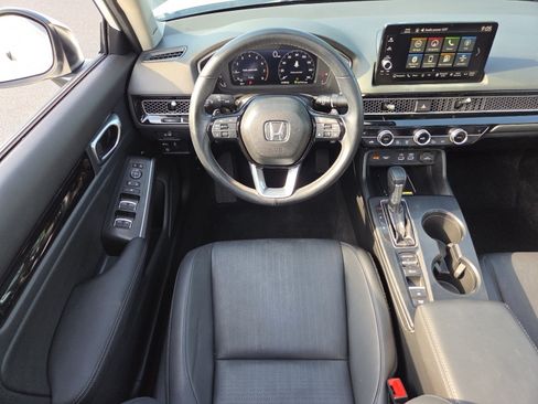 Certified 2024 Honda Civic Touring image 31