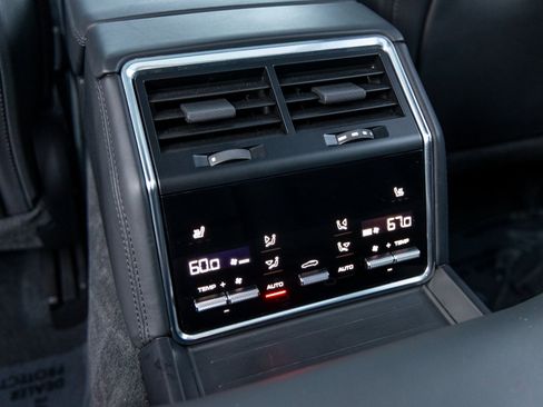 Certified 2023 Porsche Panamera image 44