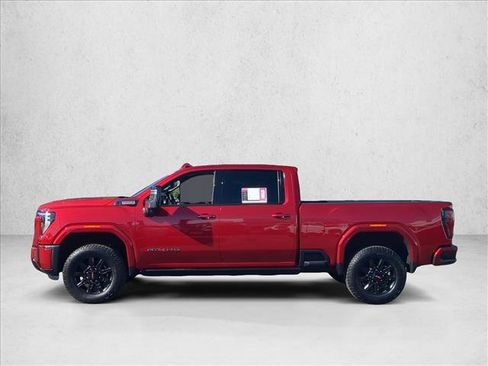 Used 2025 GMC Sierra 2500 AT4 w/ AT4 Premium Plus Package AWD/4WD image 9