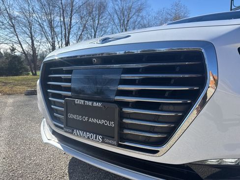 Used 2018 Genesis G90 3.3T Premium image 5