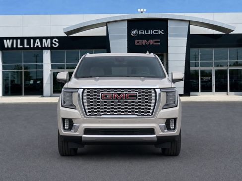 Certified 2024 GMC Yukon Denali AWD/4WD image 5
