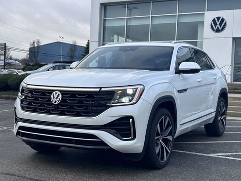 Certified 2024 Volkswagen Atlas Cross Sport SEL Premium R-Line AWD/4WD image 3