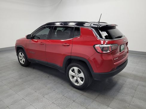 Used 2019 Jeep Compass Latitude w/ Popular Equipment Group AWD/4WD image 3