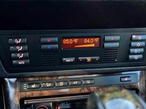 Used 2005 BMW X5 3.0i image 30