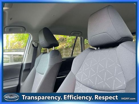Certified 2025 Toyota RAV4 XLE AWD/4WD image 20