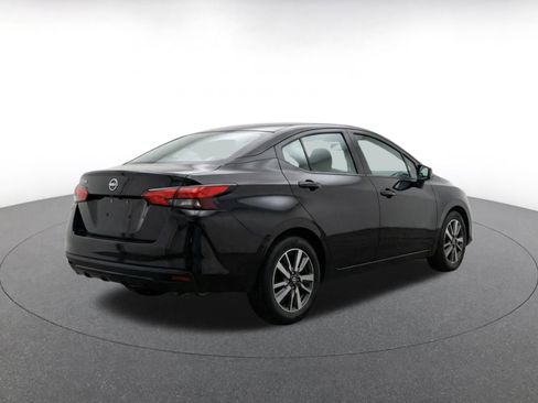 Used 2025 Nissan Versa SV FWD image 9