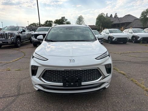 Used 2024 Buick Encore GX Avenir w/ Avenir Technology Package AWD/4WD image 2