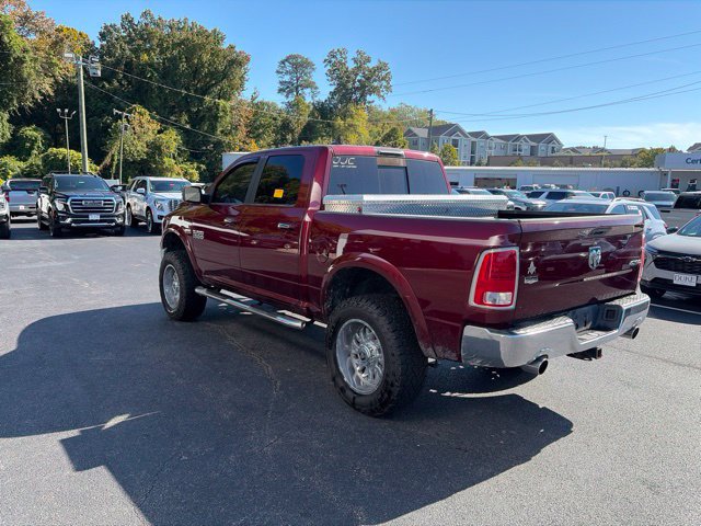 Used 2017 RAM 1500 Laramie AWD/4WD image 16