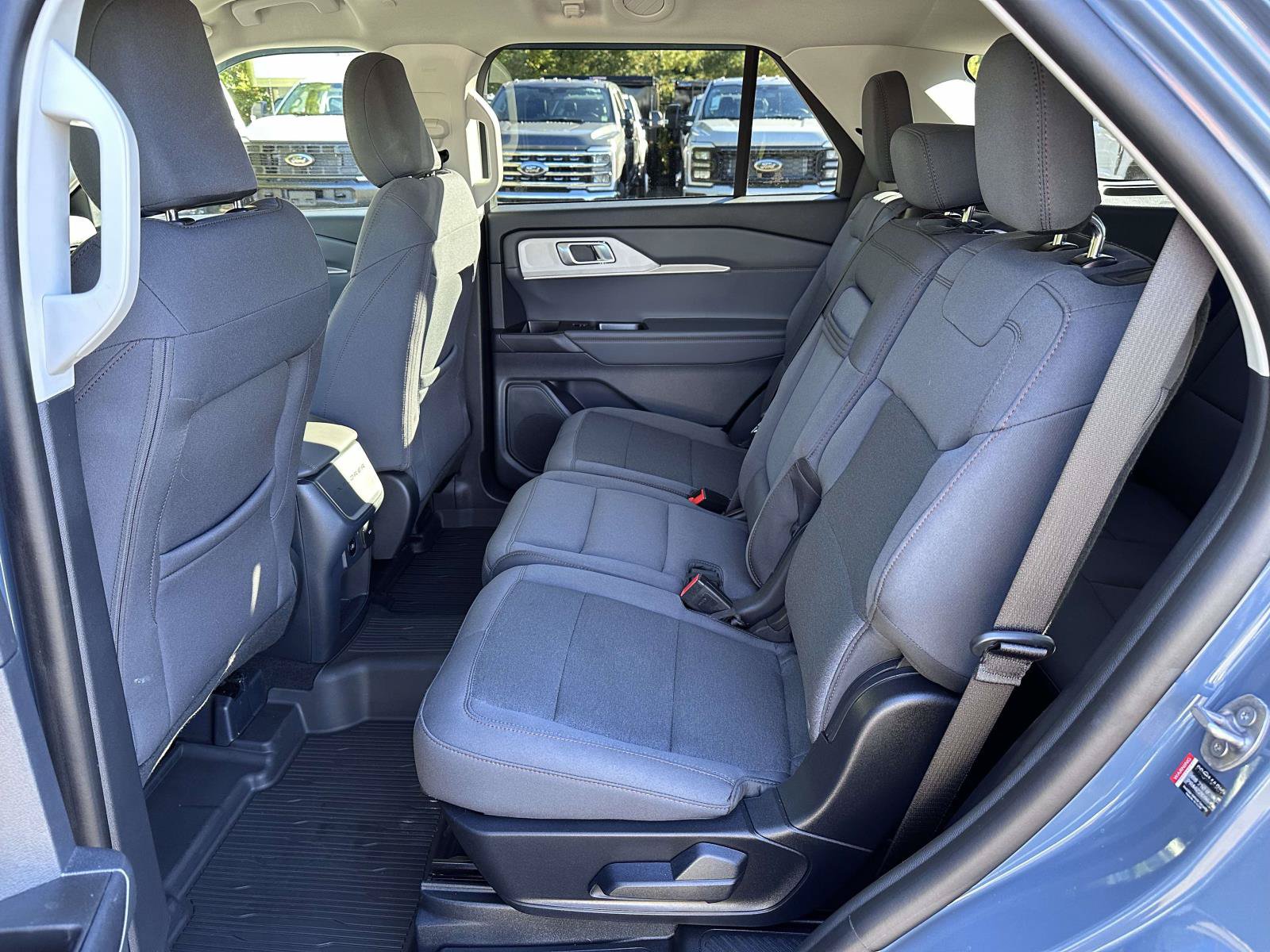Used 2026 Ford Explorer Active AWD/4WD image 13