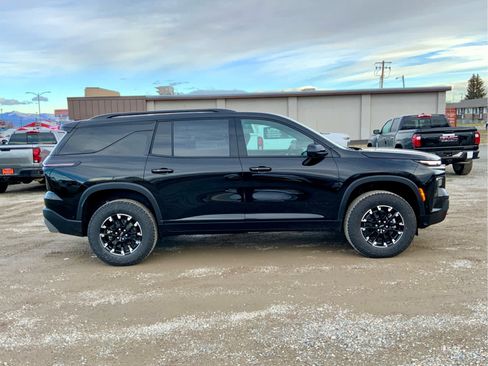New 2026 Chevrolet Traverse Z71 w/ Enhanced Driving Package image 6