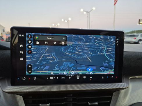 New 2025 Ford Explorer Active w/ Active Comfort Package image 38