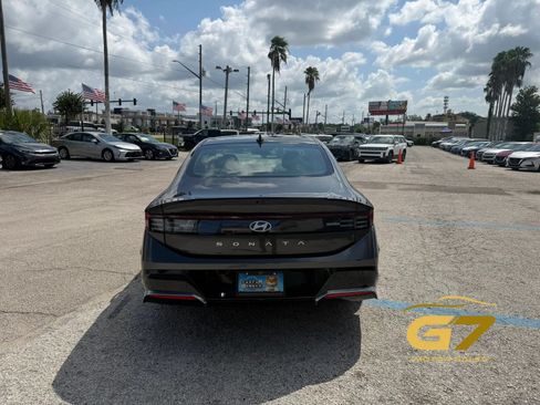 Used 2025 Hyundai Sonata SEL FWD image 7