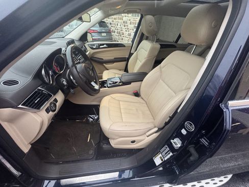 Used 2017 Mercedes-Benz GLS 450 GLS 450 AWD 4MATIC 4dr SUV image 36