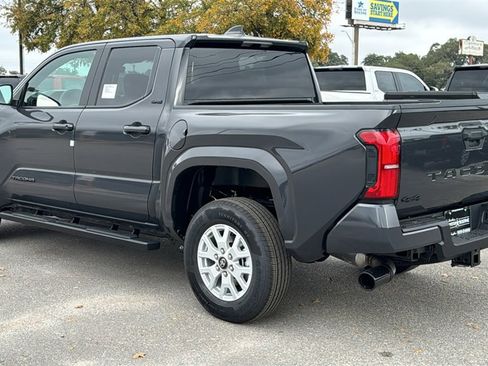 New 2025 Toyota Tacoma SR5 image 6