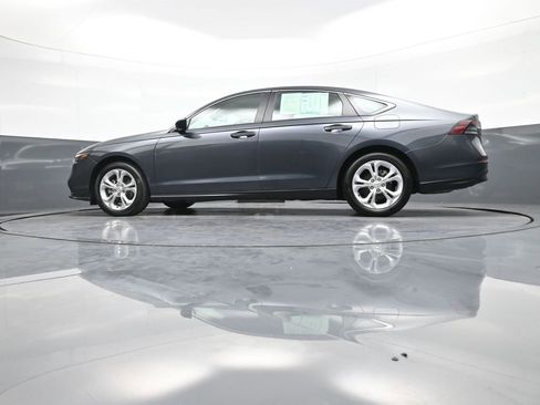 Certified 2023 Honda Accord LX image 32