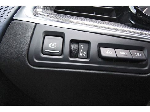 Certified 2024 Cadillac XT5 Sportv w/ Technology Package image 19