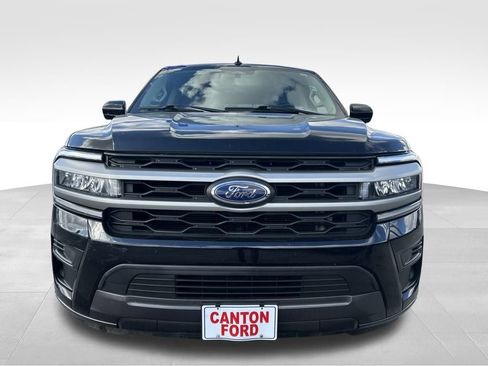Certified 2024 Ford Expedition XLT image 8