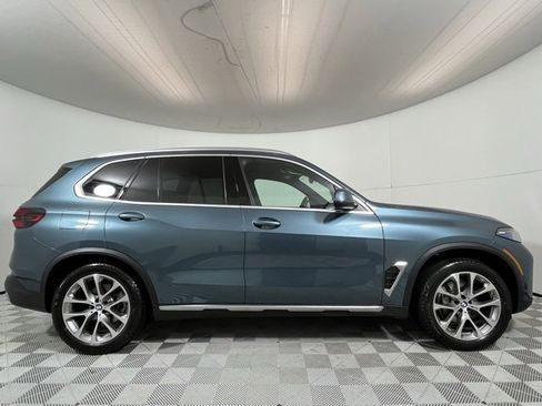 Used 2024 BMW X5 xDrive40i w/ Premium Package image 8