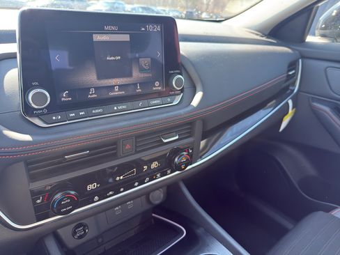 Certified 2025 Nissan Rogue SV w/ Rock Creek Premium Package image 21